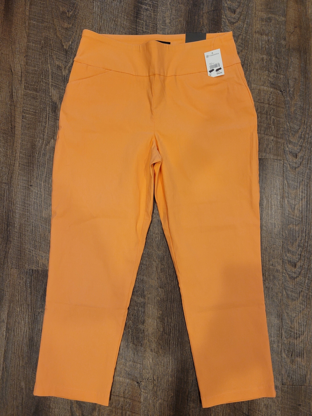 ✨ Versona Modern Papaya Punch Orange Cropped Pants – NWT – Size 10 ✨